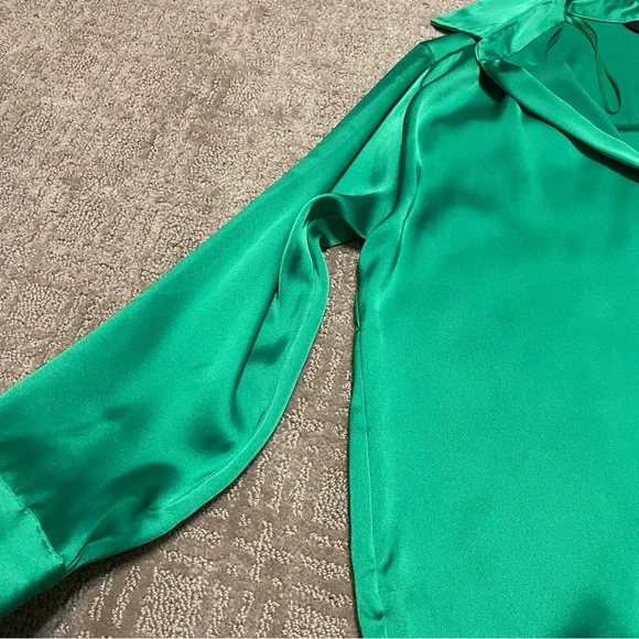 {Zara} Green Satin Style Oversized Button Down Blouse ~ Size XS - Picture 14 of 16